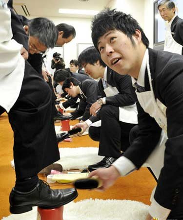 日本鞋油公司新员工入职第一课(2)_培训空间