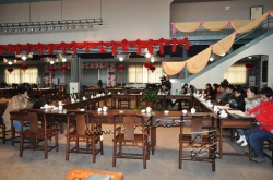 2月20日，北京大学文化产业研究院、中国品牌研究中心王齐国主任一行数人在莆田市市委宣传部副部长、市科联主席许银梅、仙游县县委宣传部部长连向红、仙游县文学艺术界联合会主席连铁杞陪同下亲临连天红进行文化战略规划调研