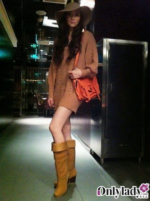 佩慈为你一解<em>高妹</em>的穿衣<em>烦恼</em>_服饰_连天红(福