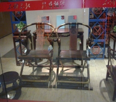 橱窗2