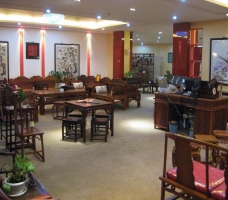 店内全景1