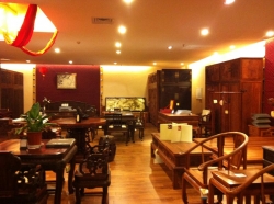 店内全景