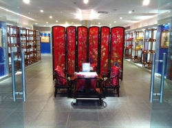 店内全景