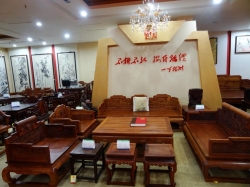 店内全景最大化