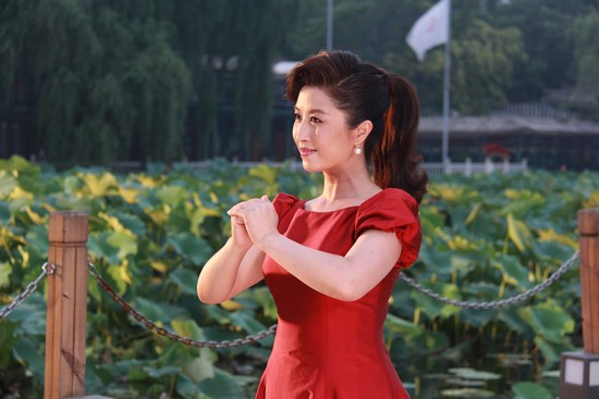 刘媛媛录制《北京祝福你》MV 为伦敦奥运祝福