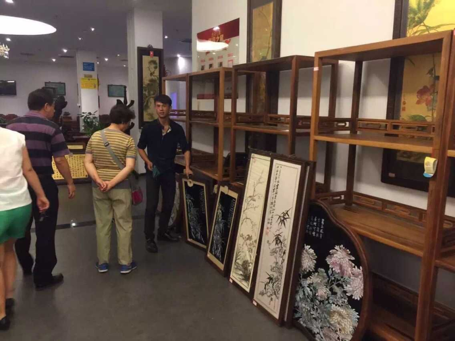 9月9日郑州大店救命火爆场面