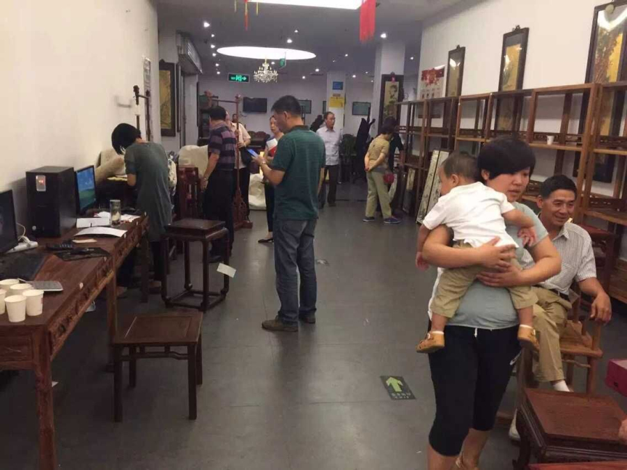 9月9日郑州大店救命火爆场面