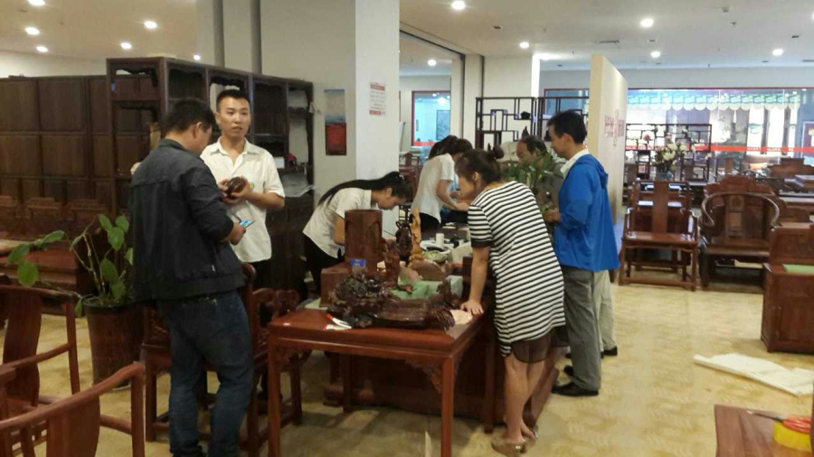 9月9日西安大明宫救命火爆场面