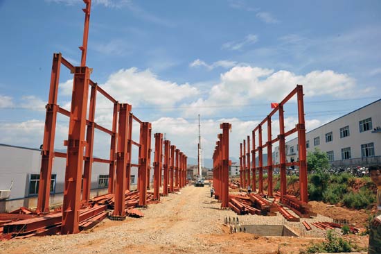 厂房扩建一片欣欣向荣